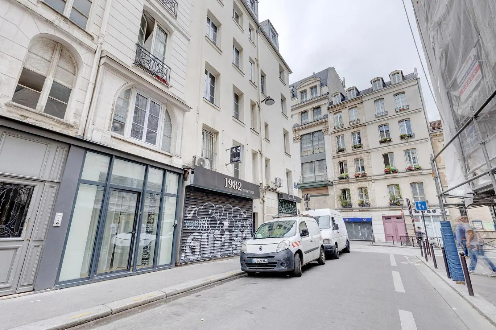 296 Suite Ponceau - Superb Apartment In Paris
